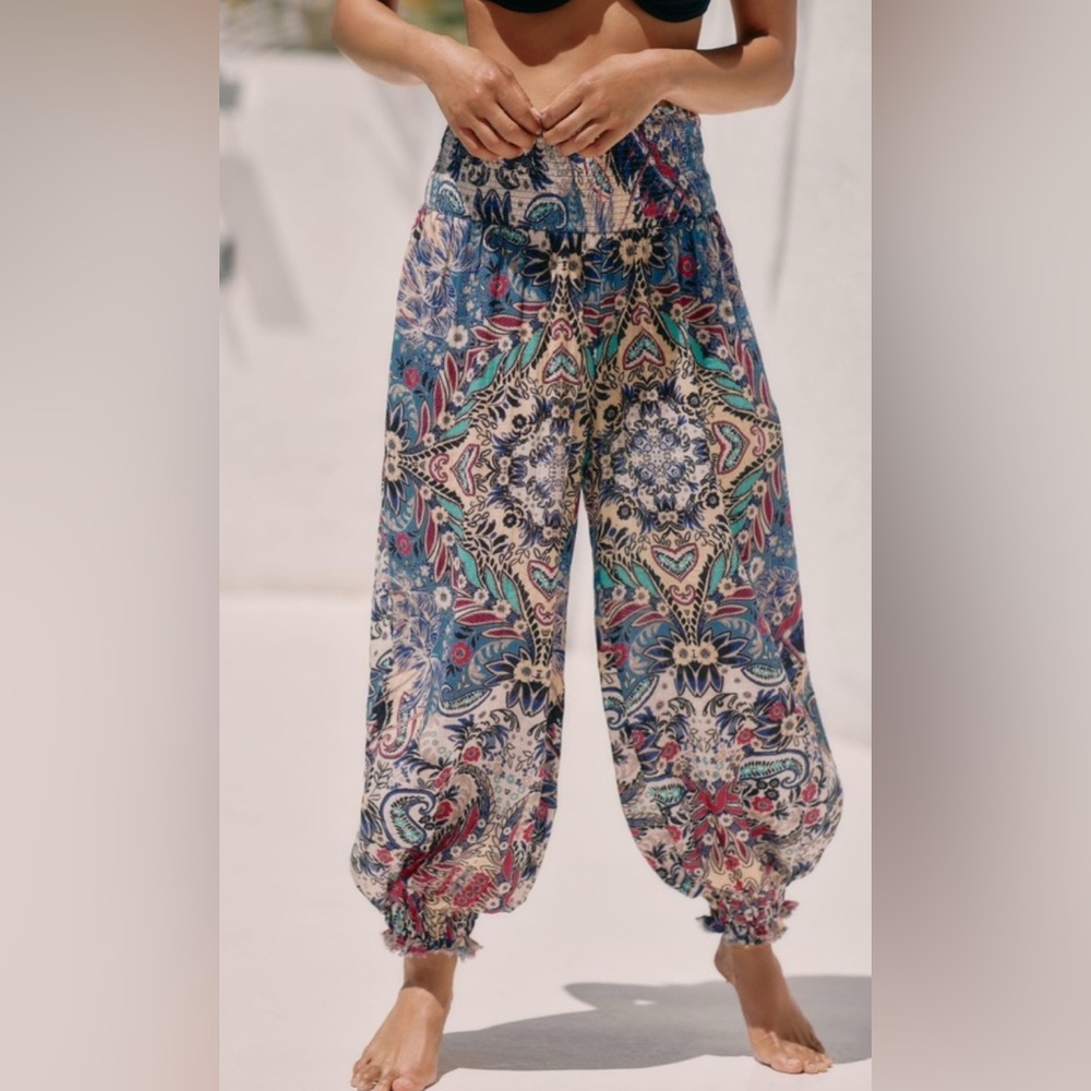 Bohemian Print Women's Pants NWT Anthropologie Smocked Gauze Pants large C38